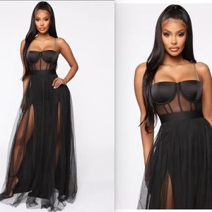 Looking For The One Maxi Dress - Black